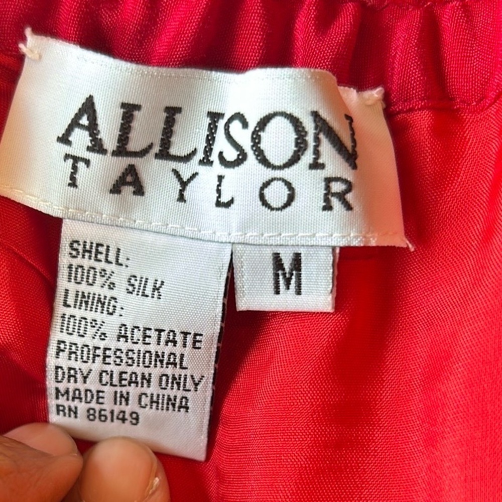 Vtg Y2K Allison Taylor NWOT Holiday 100% Silk Red Pant Suit Set Size Medium - Picture 15 of 16